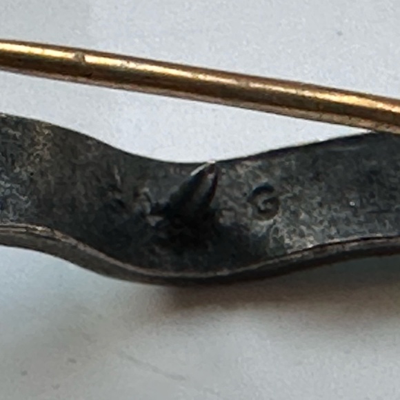 Antique! Sterling Silver English Pin Set - Picture 6 of 6